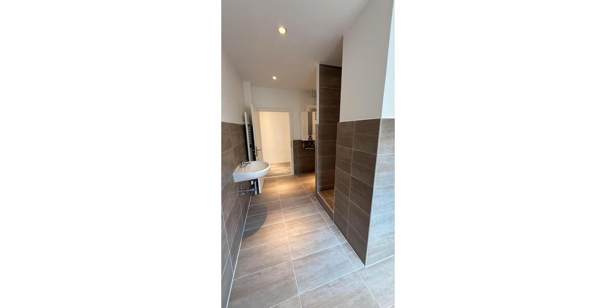 Etagenwohnung Frankenthal (Pfalz) - 4 Zimmer, 104 m&sup2;, 1.250&euro; | Angebot:26442757