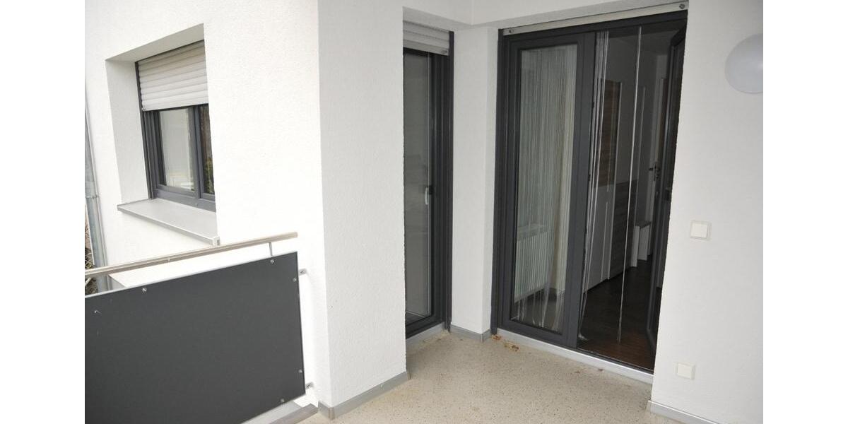 Regenburg-West Ab28€Nacht - WG-Zi(10,16 oder 23 m²) in 3er-WG, vollmöbliert Monteurzimmer 1 zimmer