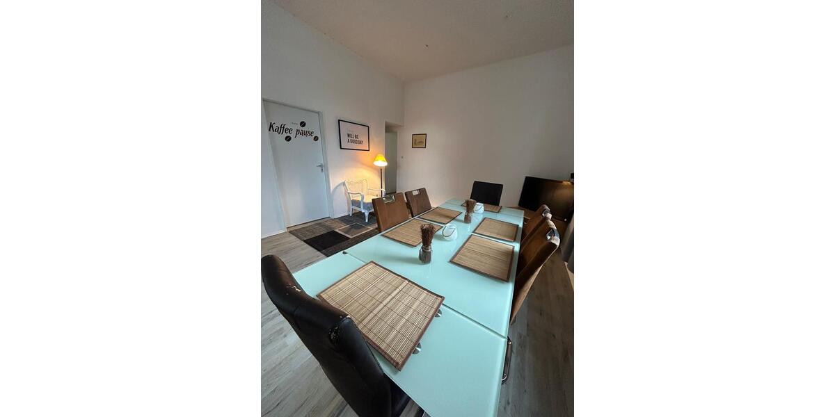 Wohnen auf Zeit Papenburg - 8 Zimmer, 240 m&sup2;, 15&euro; | Angebot:16828874