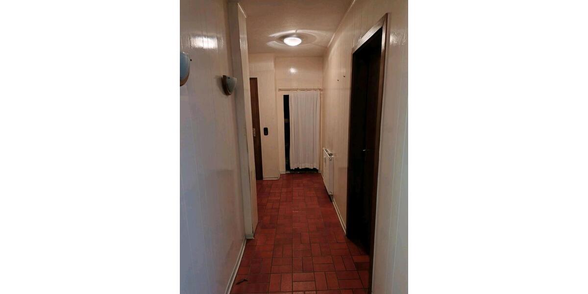 Erdgeschoßwohnung Bielefeld Mitte - 4 Zimmer, 100 m&sup2;, 1.200&euro; | Angebot:26026040