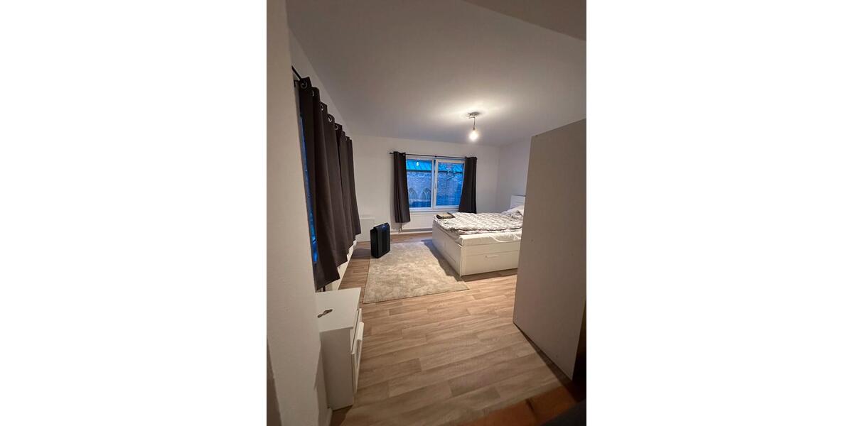 Etagenwohnung Lübeck Innenstadt - 1.5 Zimmer, 50 m&sup2;, 700&euro; | Angebot:26374307