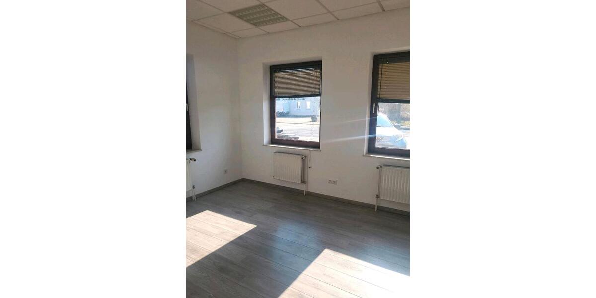 Gewerbeobjekt Lübeck Sankt Lorenz Nord - 1.450&euro; | Angebot:26119484