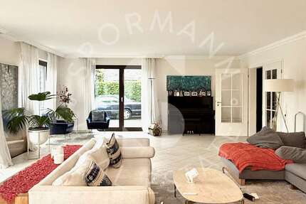 Haus zum Mieten in Düsseldorf 5.500 € 220 m² 6 zimmer