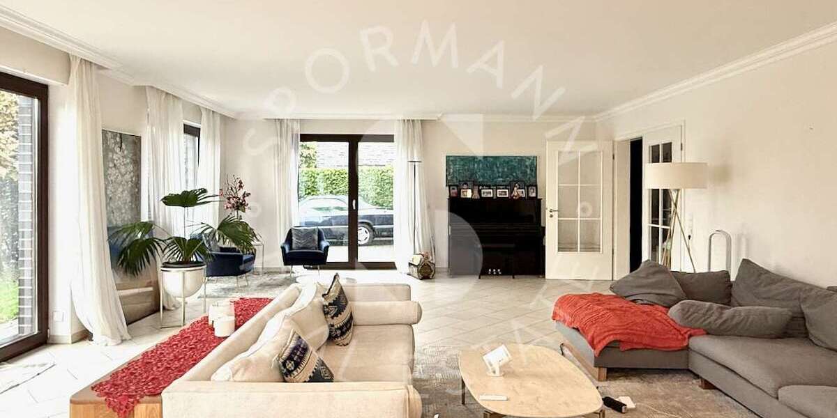 Haus zum Mieten in Düsseldorf 5.500 € 220 m² 6 zimmer