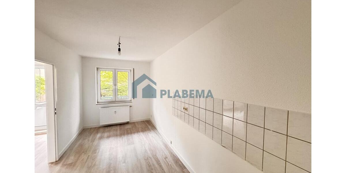 Erdgeschoßwohnung Neubrandenburg - 4 Zimmer, 91 m&sup2;, 1.240&euro; | Angebot:26646788
