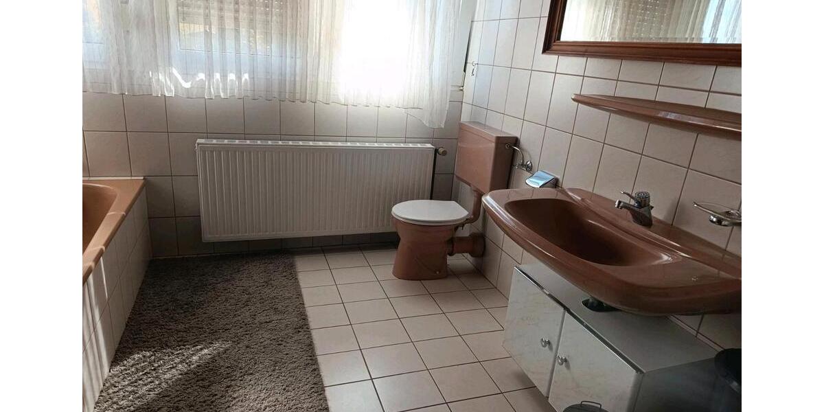 Dachgeschoßwohnung Lathen - 4 Zimmer, 100 m&sup2;, 30&euro; | Angebot:26182610