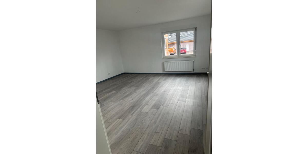 Einfamilienhaus Haldensleben - 5 Zimmer, 150 m&sup2;, 900&euro; | Angebot:25571006