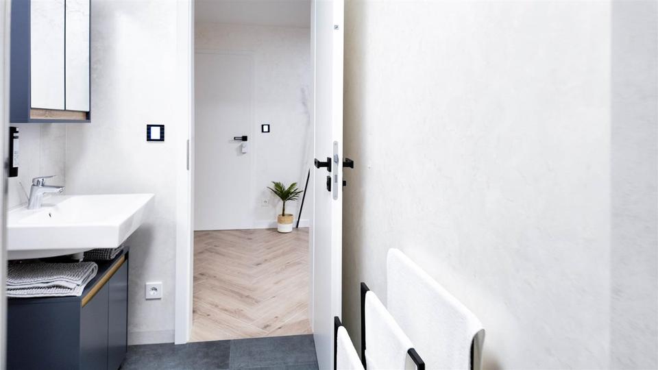 Wohnen auf Zeit Stuttgart Zuffenhausen - 1 Zimmer, 25 m&sup2;, 30&euro; | Angebot:21607015