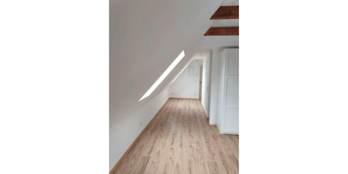 Dachgeschosswohnung zur Miete 2 zimmer