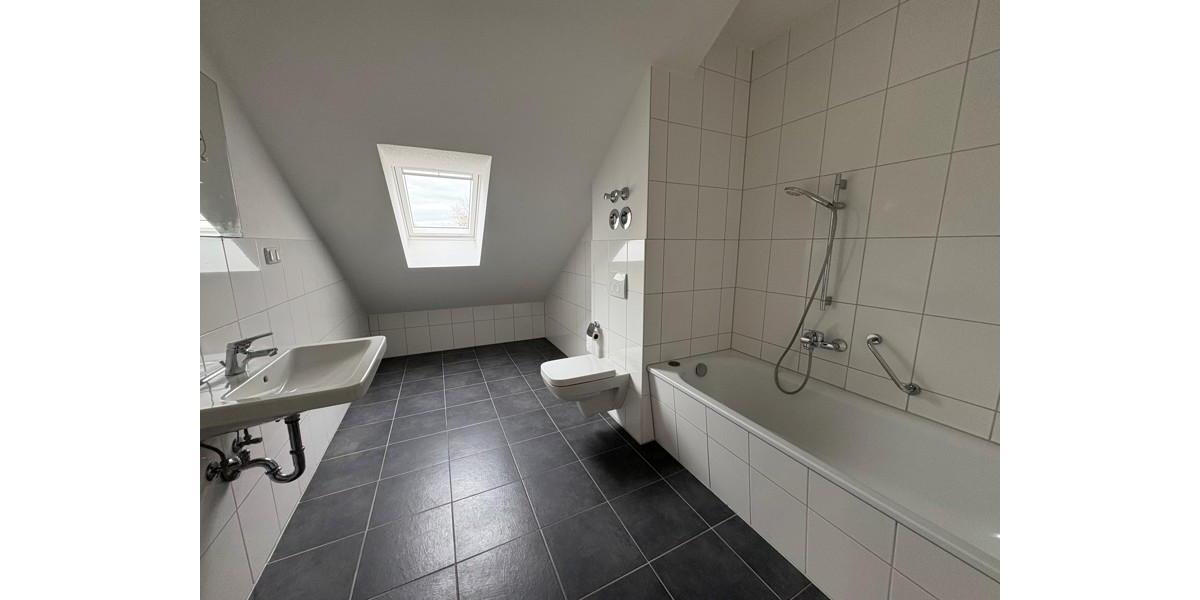 Viel Platz zum Leben – 4,5-Zimmer-Wohnung mit Aussicht & Charme 4 zimmer