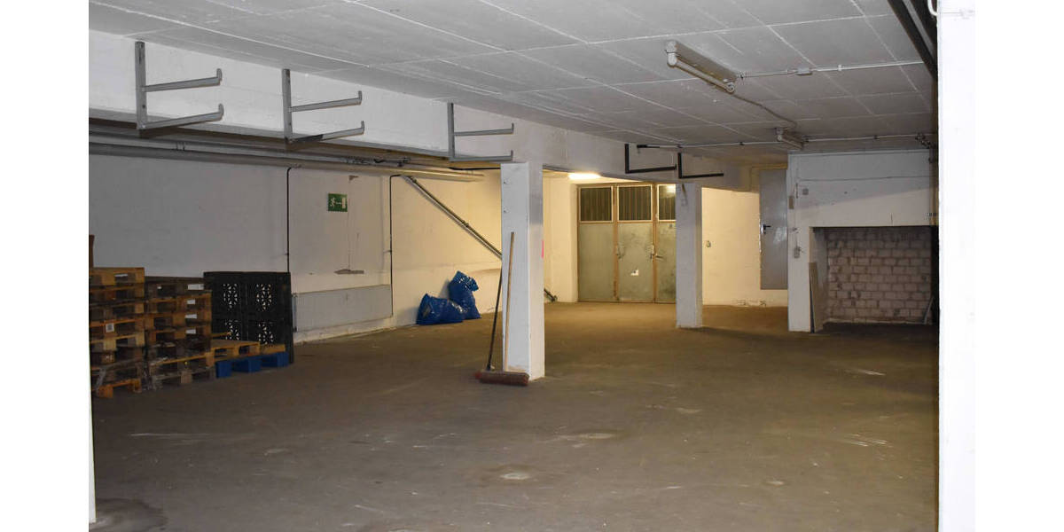 Gewerbeobjekt Kastellaun - 2.100&euro; | Angebot:23949198