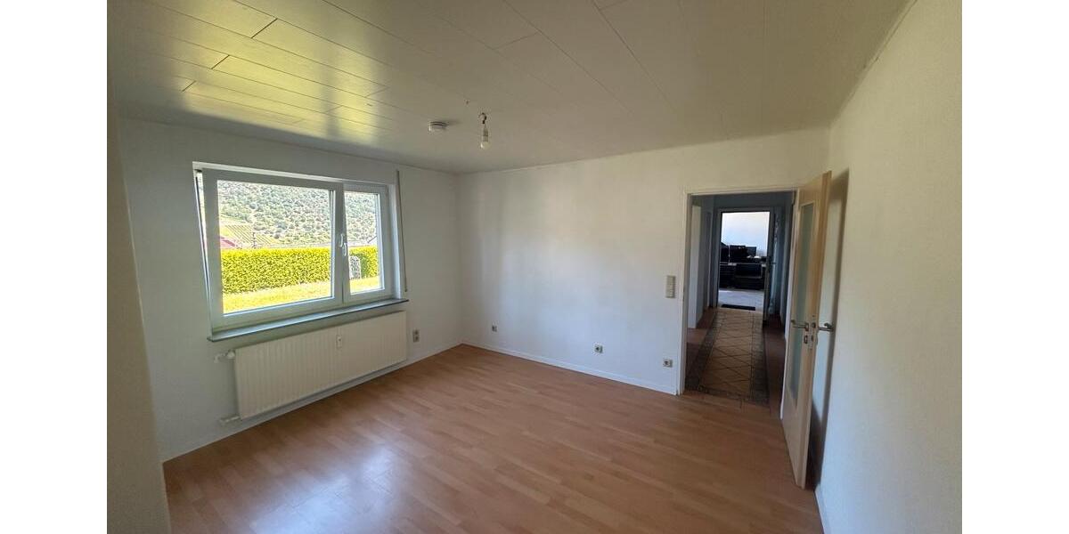 Etagenwohnung Weiler bei Bingen - 3 Zimmer, 68 m&sup2;, 550&euro; | Angebot:24685886