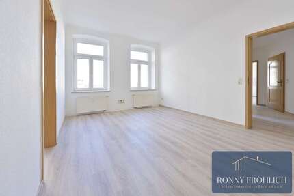 Wohnung Meerane - 2 Zimmer, 55 m&sup2;, 325&euro; | Angebot:26294757