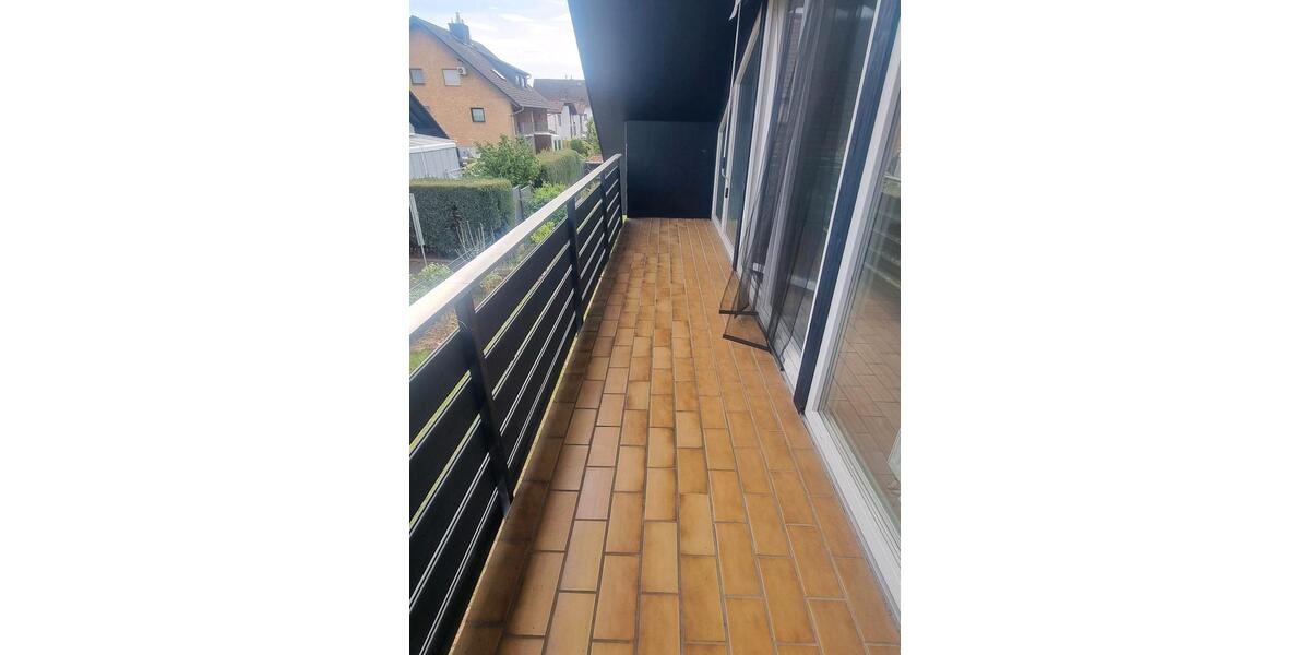 Dachgeschoßwohnung Münster (Hessen) - 3 Zimmer, 68 m&sup2;, 850&euro; | Angebot:26686095