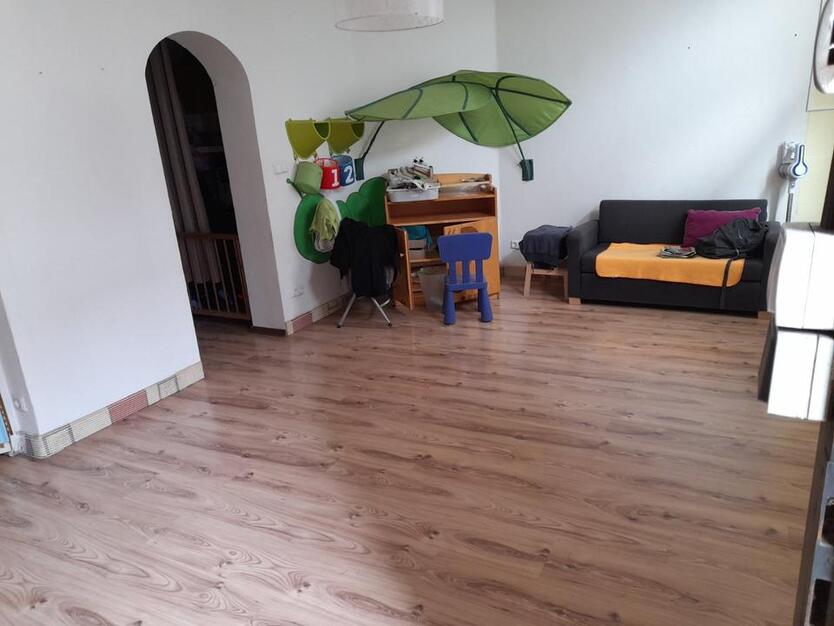 Kleines Büro, Lager
