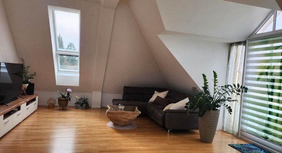 Dachgeschoßwohnung München Allach-Untermenzing - 3 Zimmer, 83 m&sup2;, 2.290&euro; | Angebot:26037691