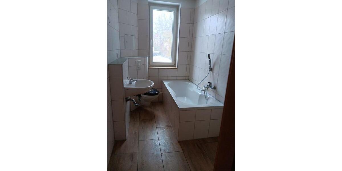 Etagenwohnung Sandersdorf-Brehna Brehna - 3 Zimmer, 65 m&sup2;, 370&euro; | Angebot:26248481