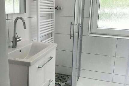 Wohnen auf Zeit in Düsseldorf 1.300 € 2 zimmer