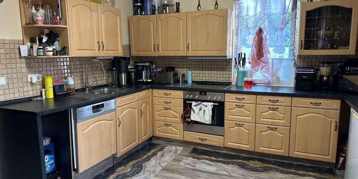 Hier können 1-2 Familien wohnen, 6,5-Zimmer, in sehr ruhiger Lage von Krölpa - Maisonettenwohnung Krölpa b. Pößneck | Angebot:27273446