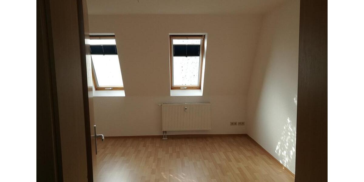 Dachgeschoßwohnung Forst (Lausitz) - 3 Zimmer, 91 m&sup2;, 593&euro; | Angebot:25648205