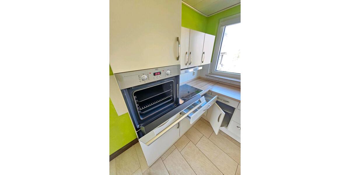 Etagenwohnung Bergneustadt - 3 Zimmer, 77 m&sup2;, 700&euro; | Angebot:26618880
