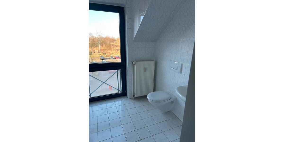 Etagenwohnung Gützkow - 3 Zimmer, 92 m&sup2;, 690&euro; | Angebot:24660852