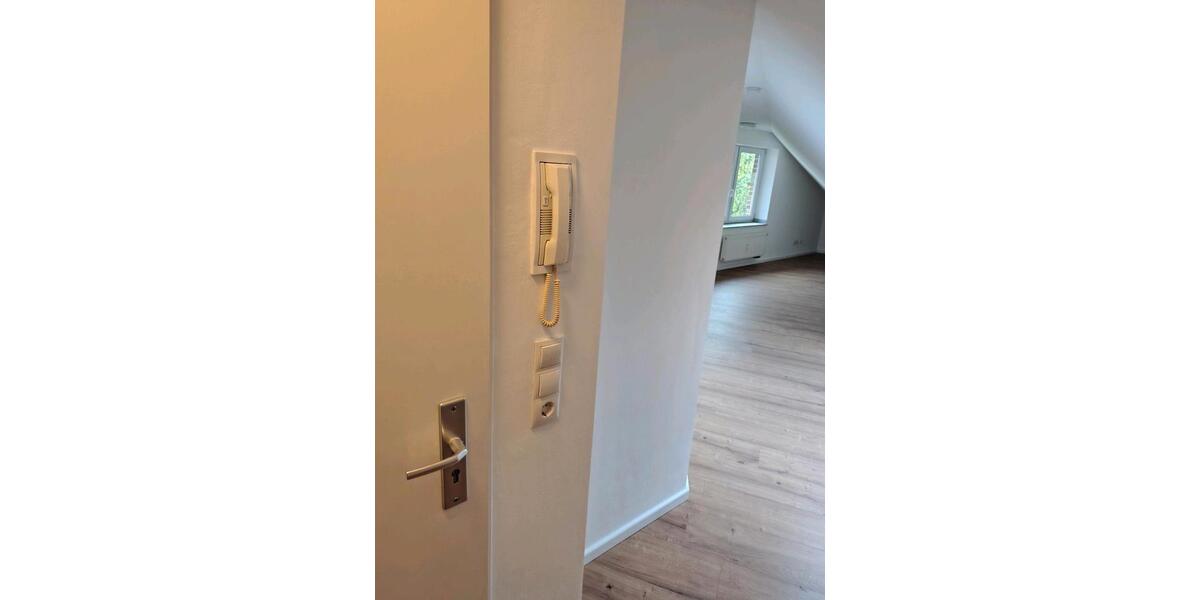 Dachgeschoßwohnung Hamminkeln - 3 Zimmer, 30 m&sup2;, 390&euro; | Angebot:26623769