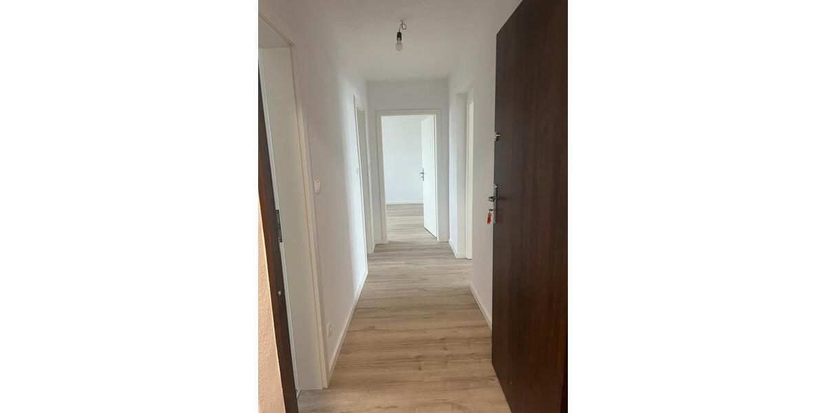 Mehrfamilienhaus, Wohnhaus Erxleben - 12 Zimmer, 300 m&sup2;, 2.500&euro; | Angebot:25220416