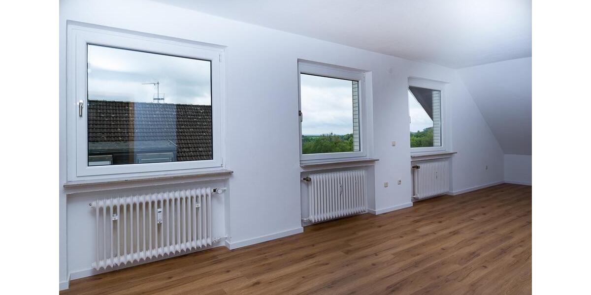 Dachgeschoßwohnung Bad Zwesten - 4 Zimmer, 115 m&sup2;, 730&euro; | Angebot:26670904