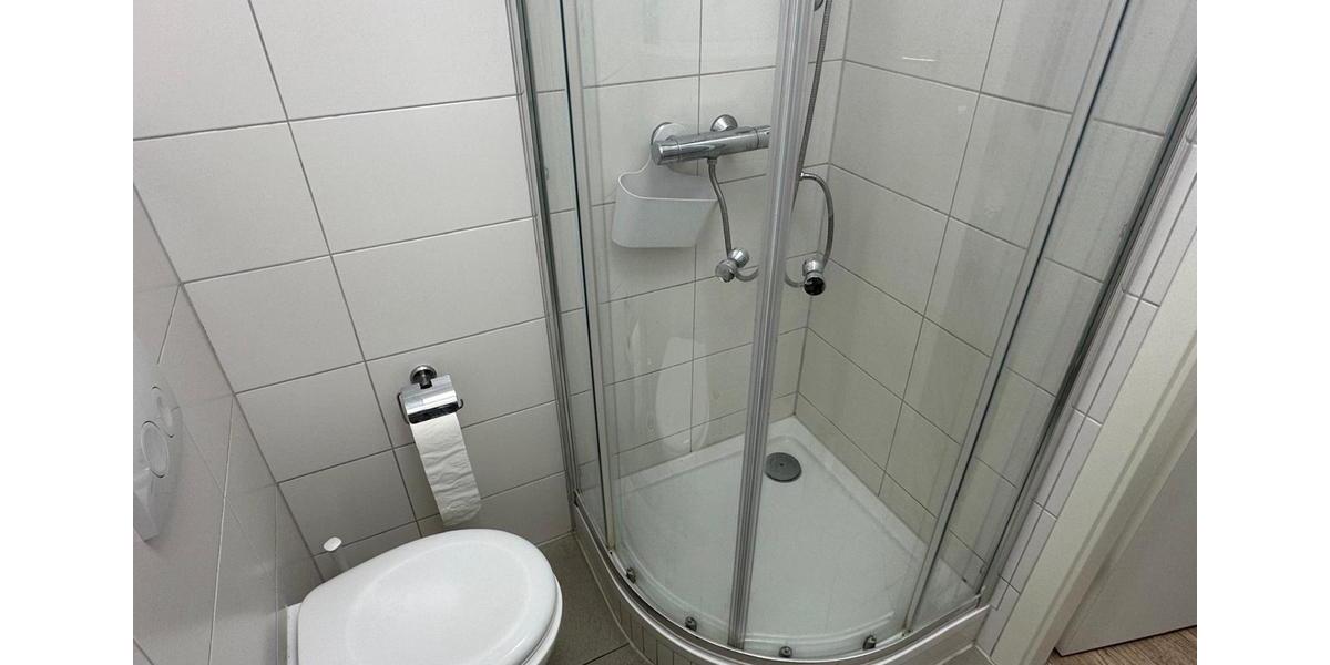 Wohnen auf Zeit Untereisesheim - 1 Zimmer, 12 m&sup2;, 812&euro; | Angebot:26213599