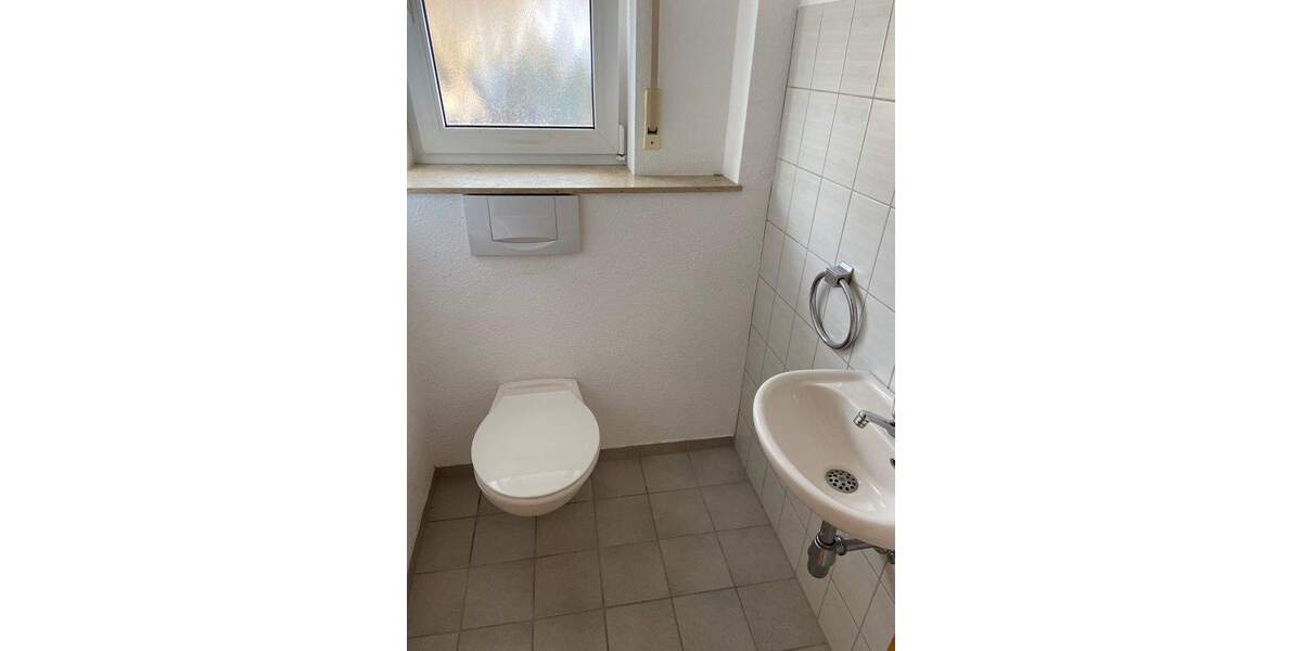 Etagenwohnung Balingen / Dürrwangen Dürrwangen - 4 Zimmer, 95 m&sup2;, 1.040&euro; | Angebot:23336328