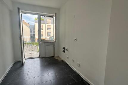 Kernsanierung, Erstbezug mit Einbauküche, WG´s und Studenten willkommen! zimmer