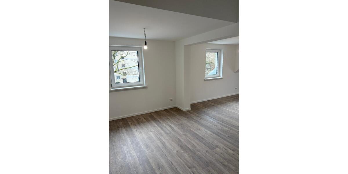 Dachgeschoßwohnung Berlin Reinickendorf - 2 Zimmer, 70 m&sup2;, 1.195&euro; | Angebot:26700284