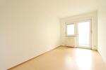Gelegenheit: Großzügige und gepflegte 3-Zimmer-EG-Whg mit Terrasse zimmer
