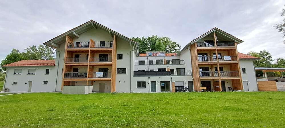 Wohnung zum Mieten in Wittibreut 680 € 72.2 m²