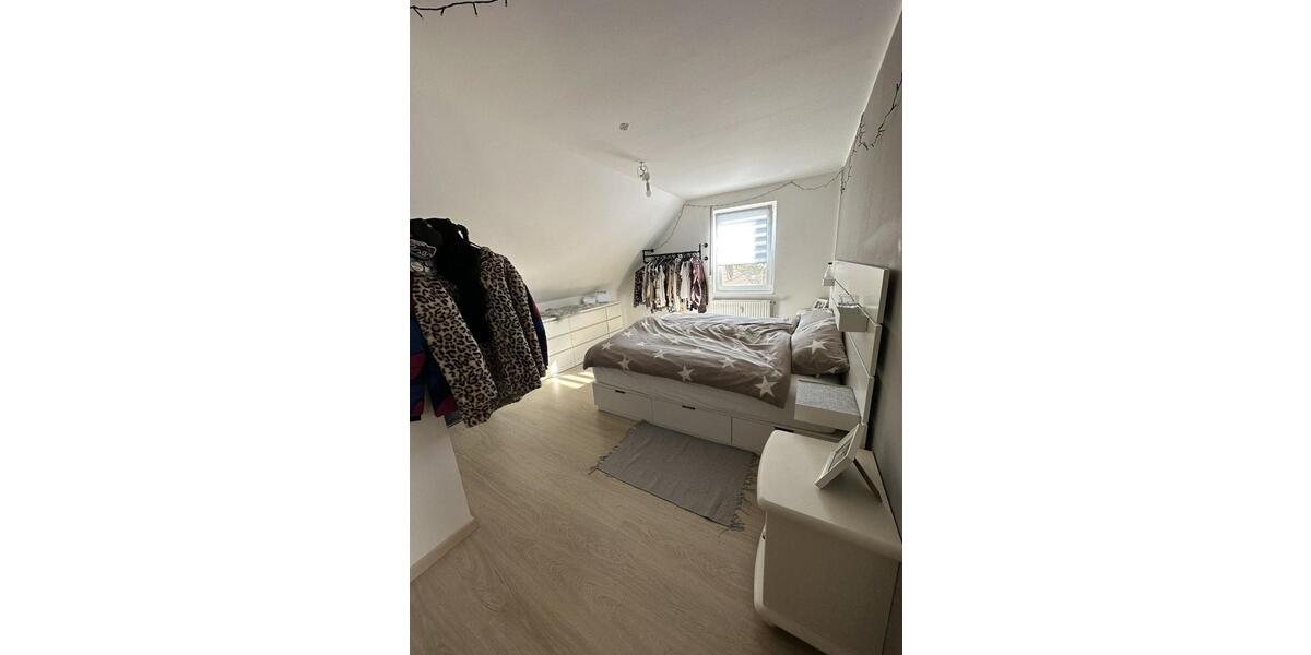 Dachgeschoßwohnung Westerkappeln - 5 Zimmer, 90 m&sup2;, 895&euro; | Angebot:24867662