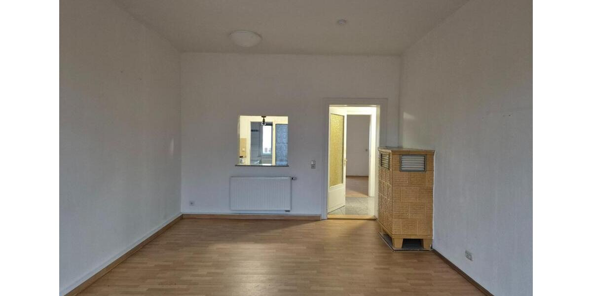 3-Raum-Wohnung im 2.OG mit 2 x Balkon in Wurzen zu vermieten 3 zimmer