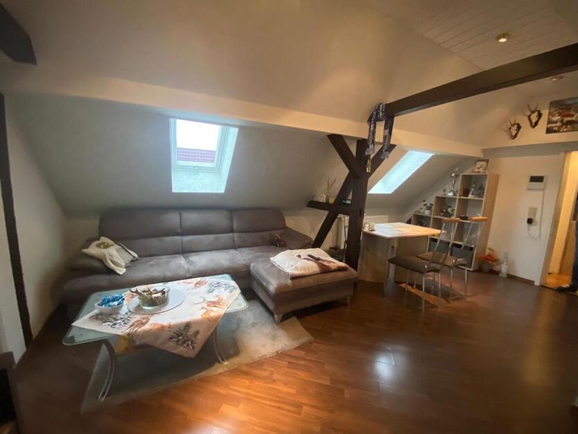 Dachgeschoßwohnung zu vermieten