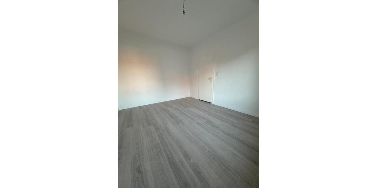 Etagenwohnung Seesen - 4 Zimmer, 88 m&sup2;, 780&euro; | Angebot:24423094