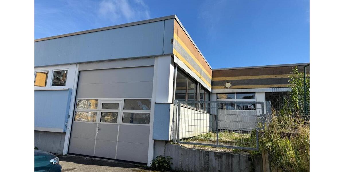 Lagerfläche Halle Gewerbehalle 900 qm Immobilie MIETEN zimmer