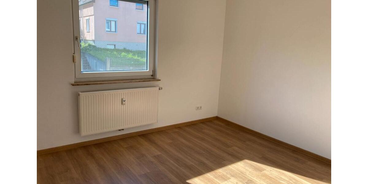 Hochparterre Bad Mergentheim - 3 Zimmer, 92 m&sup2;, 890&euro; | Angebot:26315100