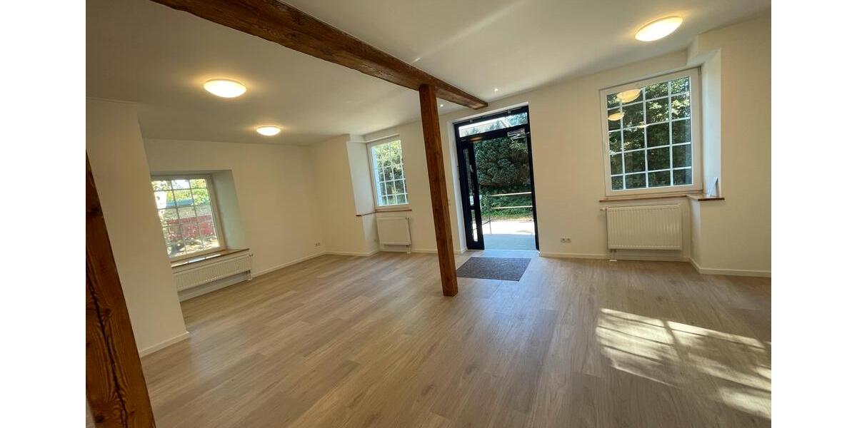 Gewerbeobjekt Husum - 1.350&euro; | Angebot:25856095