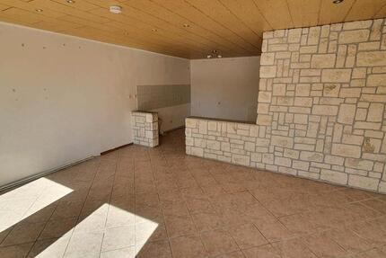 Wohnung Genthin - 2 Zimmer, 71 m&sup2;, 430&euro; | Angebot:24513248