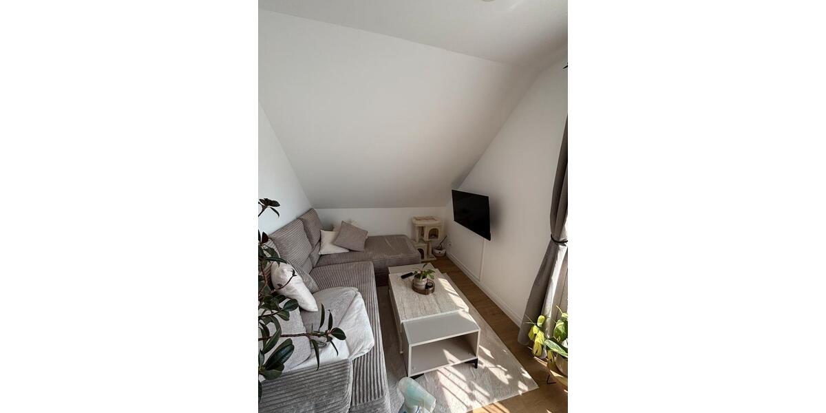 Dachgeschoßwohnung Bad Salzuflen - 2 Zimmer, 50 m&sup2;, 675&euro; | Angebot:26294671