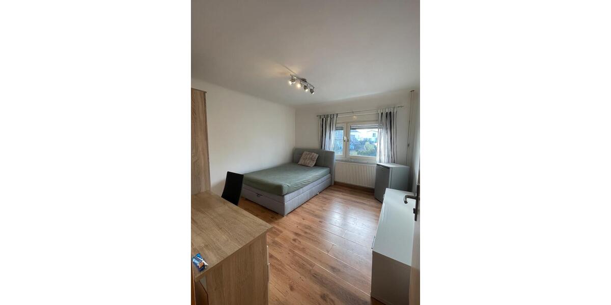 Etagenwohnung Gummersbach Hepel - 1 Zimmer, 12 m&sup2;, 350&euro; | Angebot:25145495