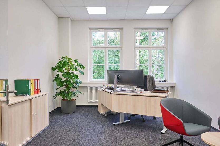 Großzügige Büromieteinheit mit CAT6-Verkabelung - All-in-Miete