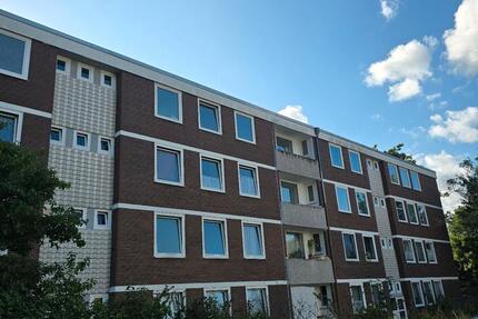 Ruhig gelegene 2,5-Zimmer-Wohnung ca. 65,90 m² mit Loggia und Einbauküche
