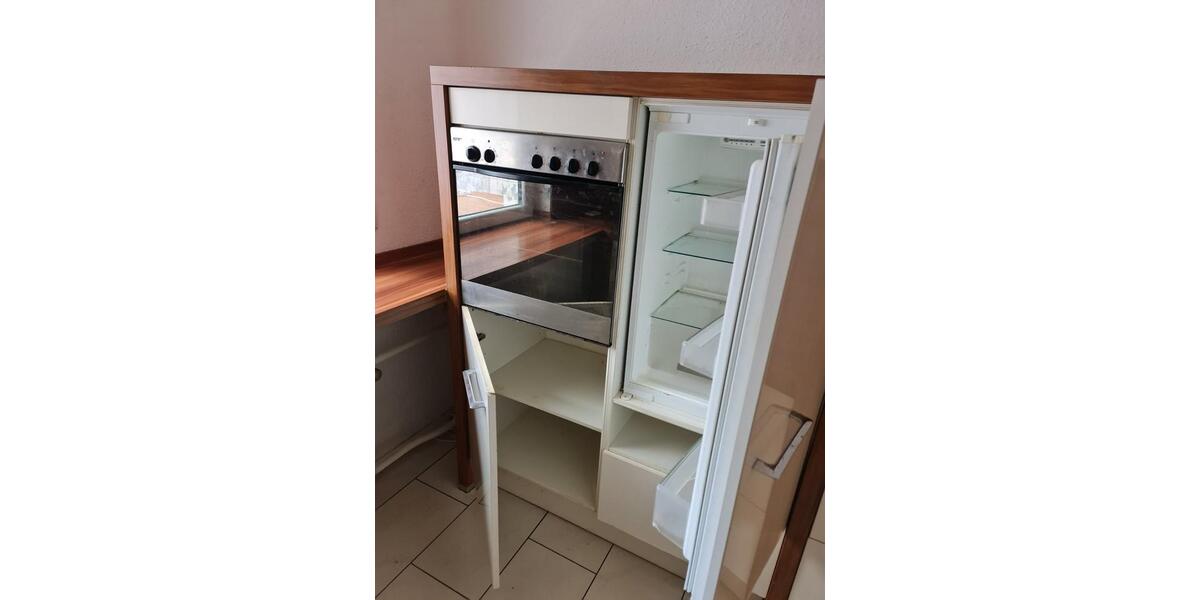 WG Zimmer im Haus Garten Balkon Badewanne NEU renoviert Einbauküc 1 zimmer