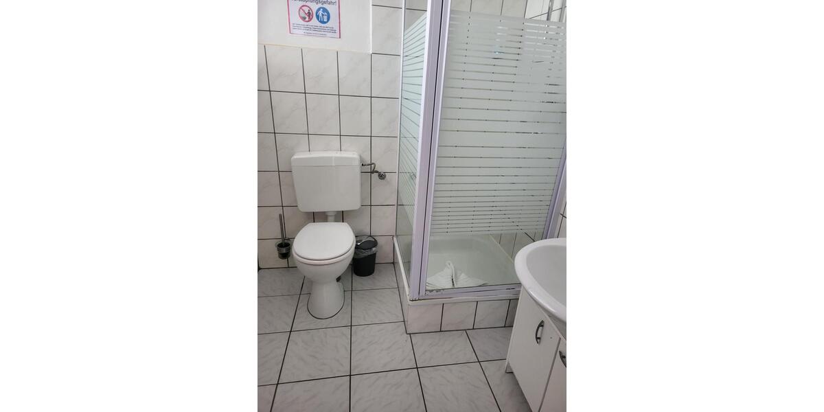 K357 Staffboarding – Monteurzimmervermietung, Vermittlung in Lübeck (Haus, 20Zimmer, bis 39 Personen - 2- Ratekau | Angebot:27225045