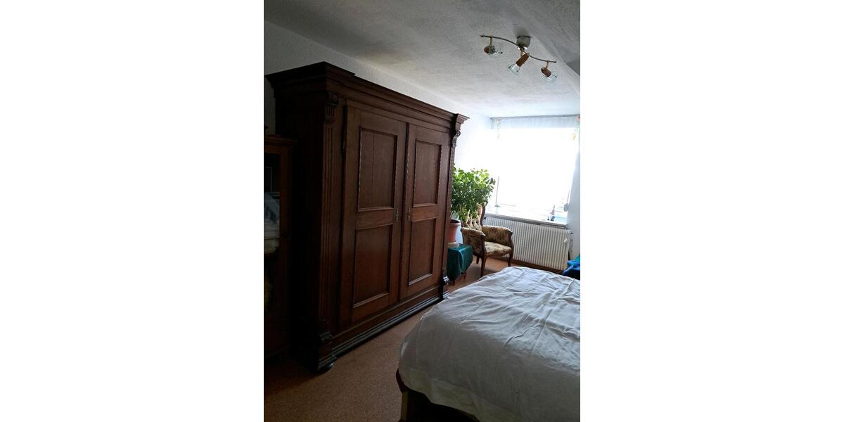 2 Zimmer, Küche, Bad, Balkon, Autostellplatz 1 zimmer